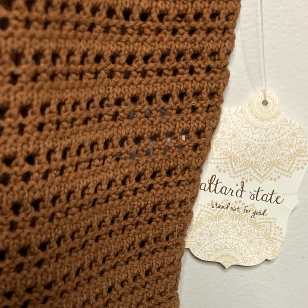 Altar'd State KARA Boxy Vest in Chestnut Color Size M - Picture 4 of 5